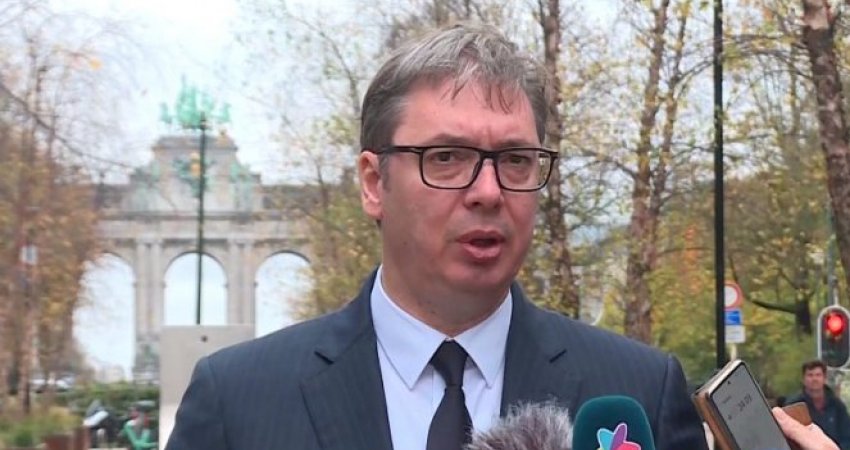 Vuçiq: Do ta dëgjojmë Borellin, s’do të lëshojmë më targa KM për serbët e Kosovës