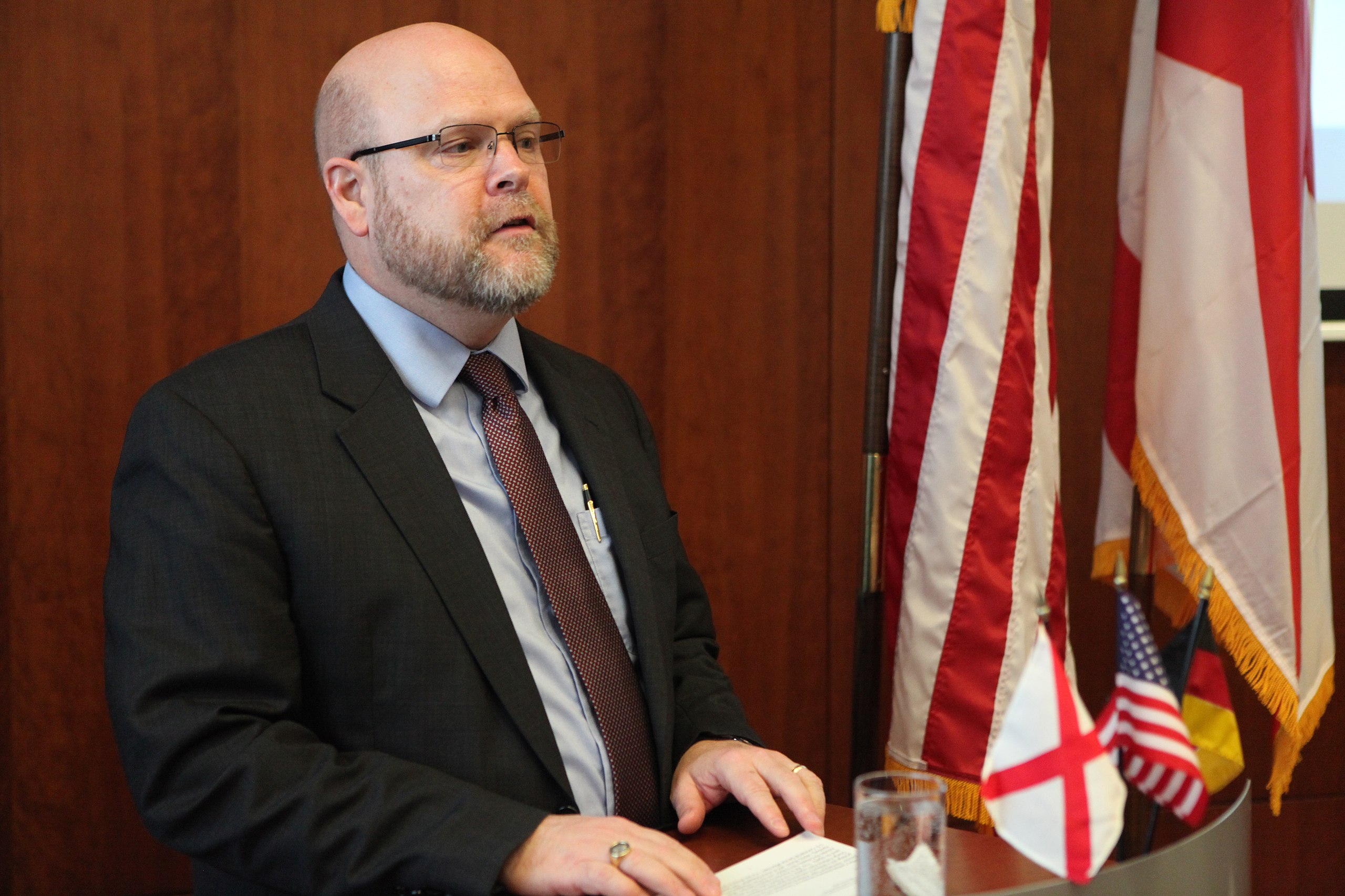 ShBA’të i kërkojnë qeverisë ta shtyjë për dy ditë masën e gjobave