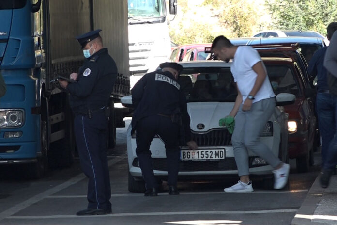 Policia e Kosovës: Gjobitja për targat ilegale fillon më 22 nëntor