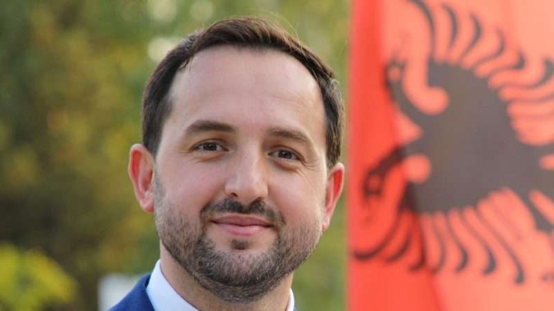 Korenica: U shkarkova për votën kundër Kodit Civil – janë përjashtuar edhe deputetë tjerë