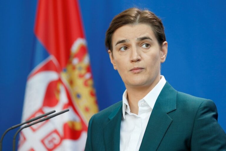 Pritet dorëheqja e kryeministres serbe Ana Brnabiq   zgjedhjet me 17 dhjetor