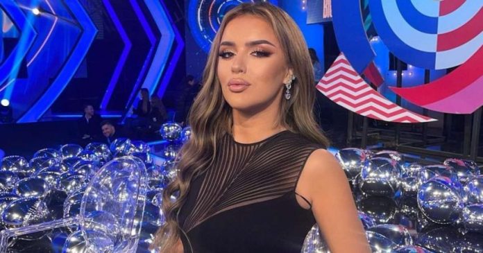 Policia në kërkim të ish-banores së Big Brother dhe motrës së saj, dhunuan barbarisht modelen