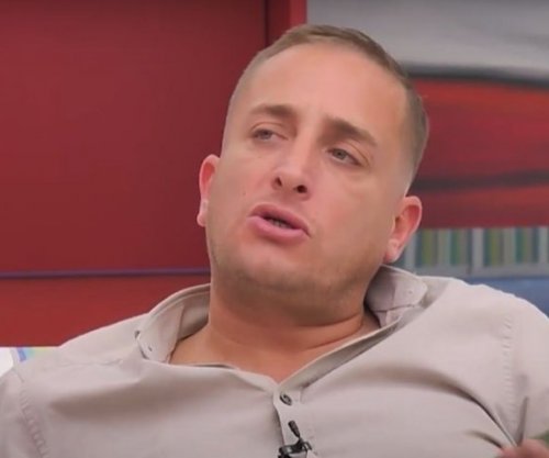 Ndalohet nga policia aktori Rezart Veleshnja, mashtroi shokun, i shiti makinën për 2 ml lekë