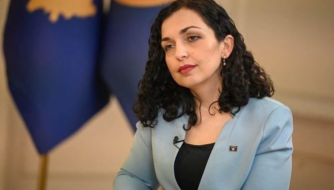 Kabineti i Osmanit i reagon Faton Pecit