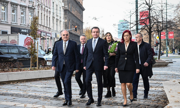 Martin Berishaj e shoqëron në Bosnjë, kryeministrin Albin Kurti