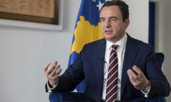 Gjykimi në Hagë, Kurti flet për herë të parë: Të presim procesin pa vlerësime politike