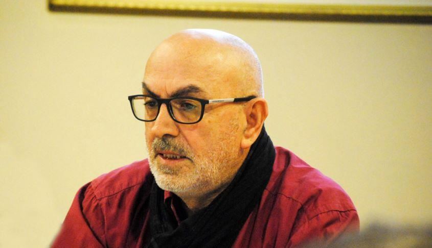DHUNUESIT E KUSHTETUTËS Të hurit e të konopit   injorantë