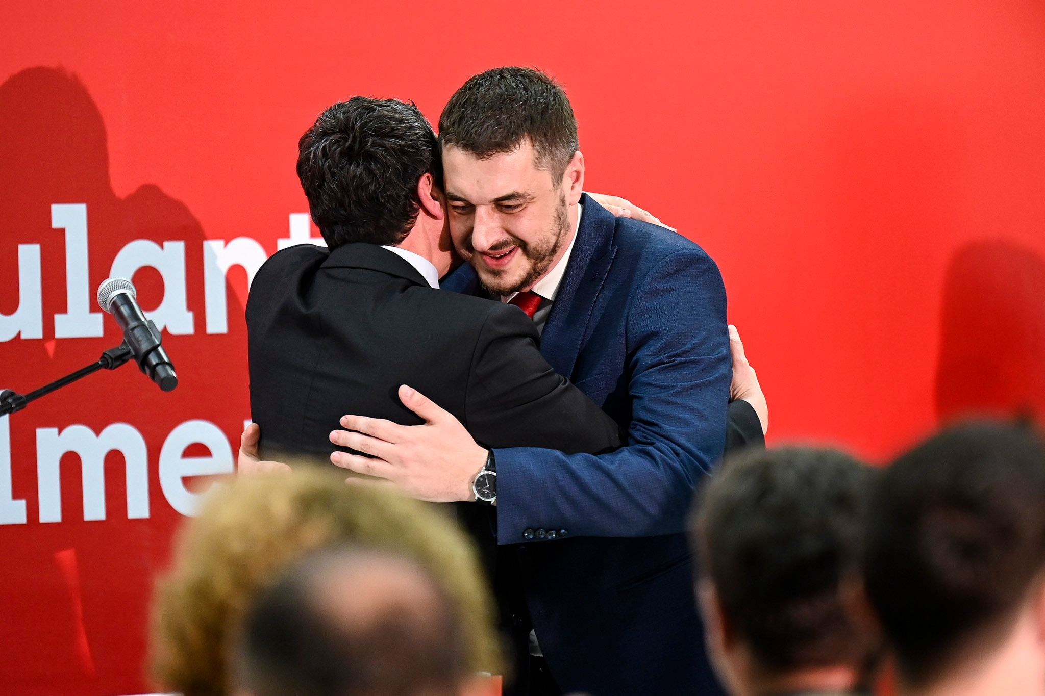 LVV i ofron bashkëpunim AAK së për balotazh në Pejë