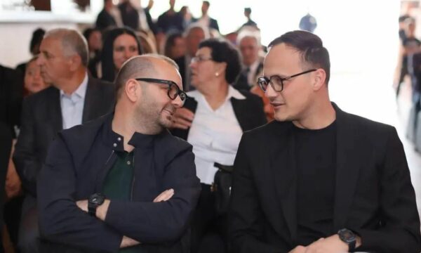 Një kuti pa u mbyllur i gjithë votimi në Gjilan, ky është rezultati