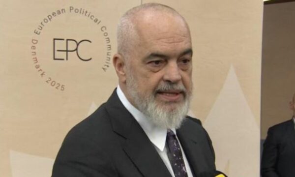Samiti i Procesit të Berlinit  Edi Rama niset drejt Britanisë së Madhe