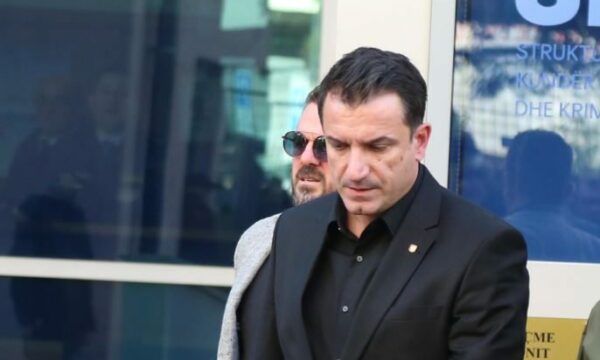 Mbahet sot seanca paraprake për Erion Veliaj  vendoset nëse dosja kalon apo jo për gjykim
