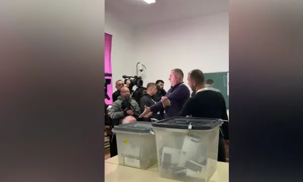 Komisionerët në veri “ngrisin zërin” kundër mediave