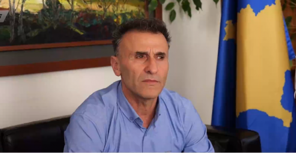 Në ditët e fundit si kryetar, Lulzim Hetemi shpall konkurs për 12 vende të punës në komunë të Leposaviqit