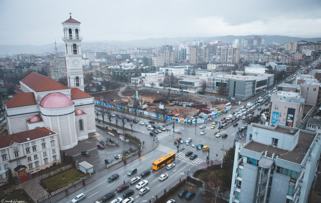 Hulumtim  40  e kosovarëve thonë se e kanë jetën më të keqe se më parë