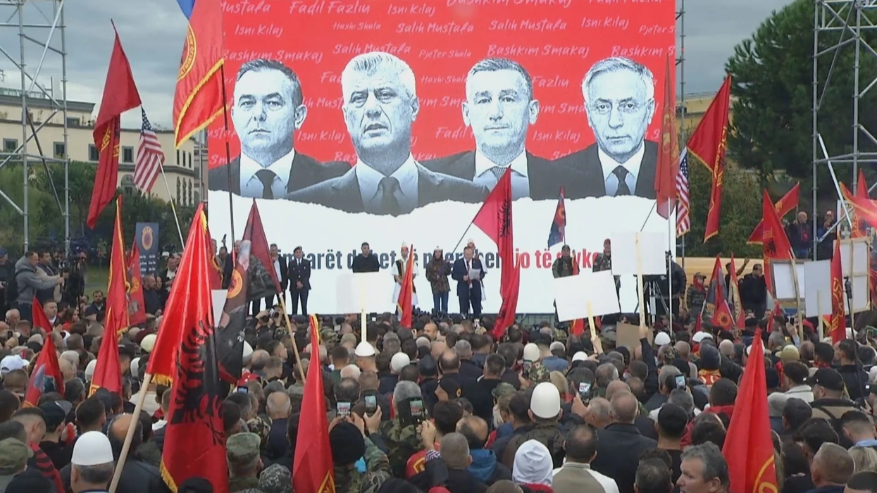 Protesta për ish krerët e UÇK së  Hoxhaj  Kurti duhej të bënte thirrje për pjesëmarrje masive në Tiranë