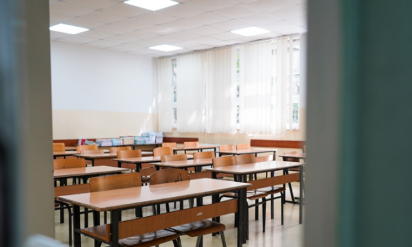 Mungesa e ngrohjes, shkollat e Prishtinës mbajnë mësim me orar të shkurtuar