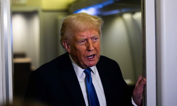 Trump: Nuk i thashë Zelenskyt se duhej t’ia dorëzonte të gjithë Donbasin Rusisë