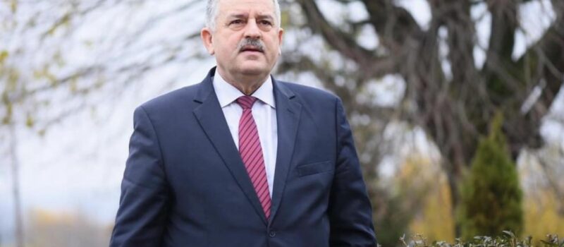 Agim Veliu u drejtohet votuesve të LDK-së: Përfshirja ime në listë nuk është favor personal