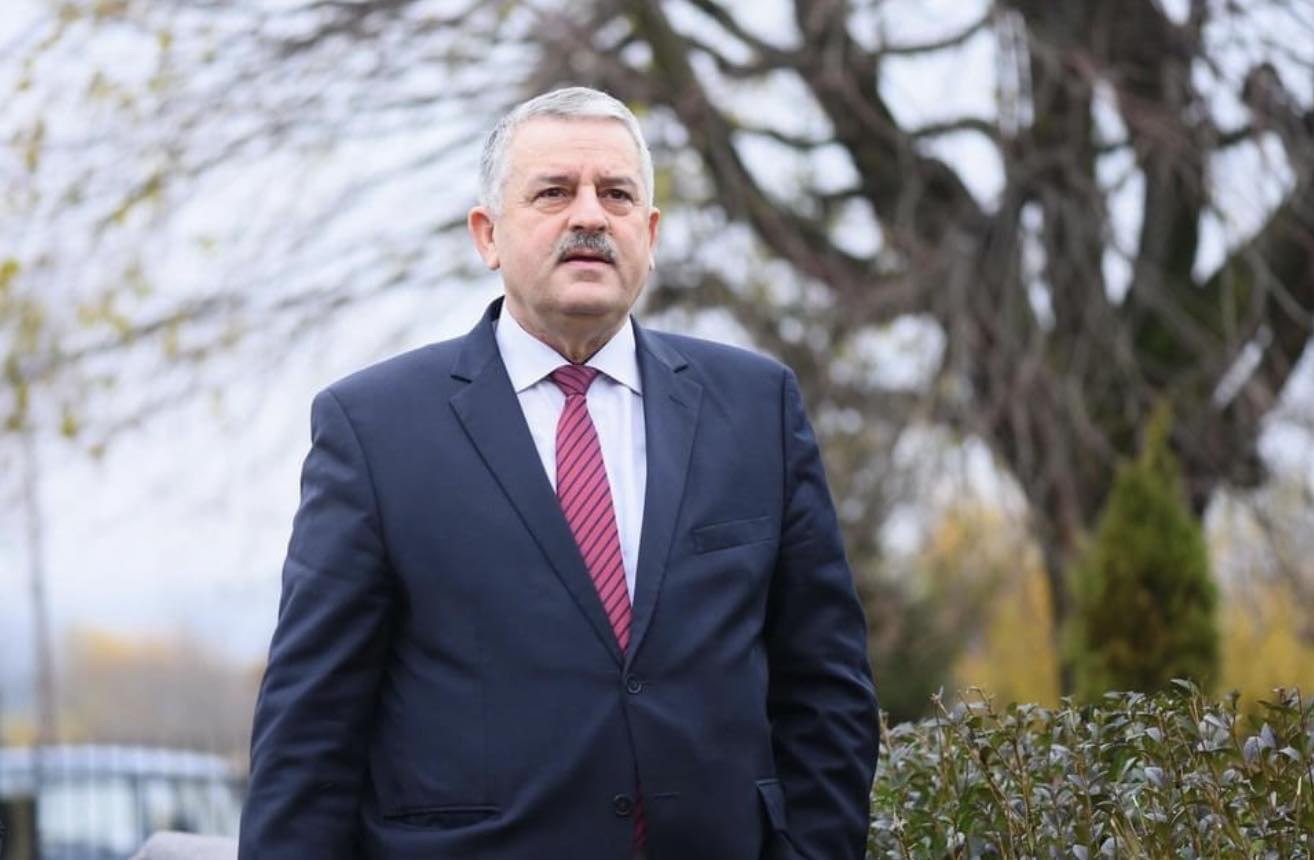 Agim Veliu u drejtohet votuesve të LDK së  Përfshirja ime në listë nuk është favor personal