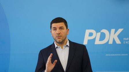 Krasniqi pas dorëheqjes: Ka ardhur koha për një momentum të ri për familjen tonë politike