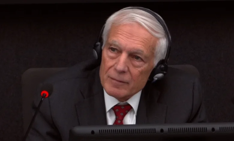 “Në UÇK kishte personalitete të forta”, Clark: Rrezikonin jetën për familjet