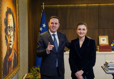 Abdixhiku prezanton eksperten e energjisë Janina Ymeri si kandidate për deputete