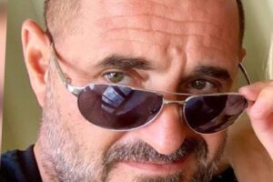 “Ervin, sqaro pse…”, Çim Peka i lëshohet Salianjit: Guida jote nëpër salla është për ta mbajt Mulin, jo për ta larguar