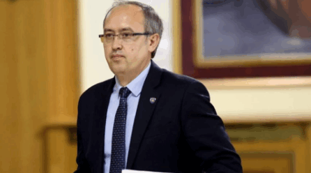 Hoti: Liria e mediave u cënua nga pushteti, jemi për 24 pozita më keq; kjo duhet të marrë fund