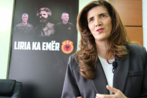 Musliu – Llalloshit: Shko në Çirez të Drenicës, të tregojnë se Albini ka refuzuar ta kap pushkën