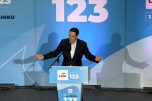 “Që jeta të mos nisë me ankth financiar”: Abdixhiku thotë se do t’i mbështes çiftet e reja me mbulim të interesit për banesën e parë