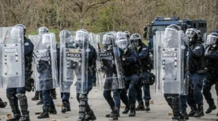 Policia e Kosovës në bashkëpunim me OSCE-në certifikon 18 instruktorë si ekspert për armë zjarri