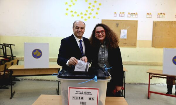 Hoxhaj voton: Për Kosovën që beson në demokraci dhe aleatë