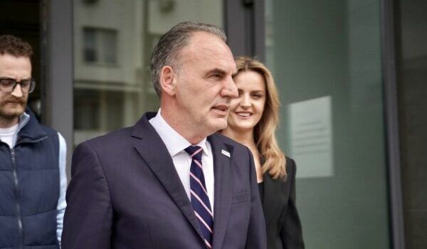 Limaj thotë se PDK po shkon drejt fuqizimit siç ka qenë dikur: Në maj vjen kulmi