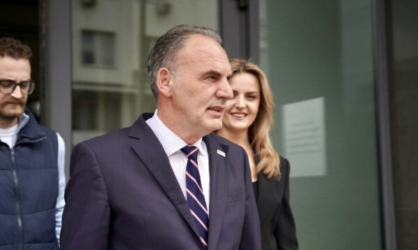 Limaj thotë se PDK po shkon drejt fuqizimit siç ka qenë dikur  Në maj vjen kulmi