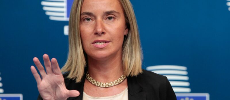 Para arrestimit, Mogherinit dhe disa zyrtarëve evropianë iu hoq imuniteti