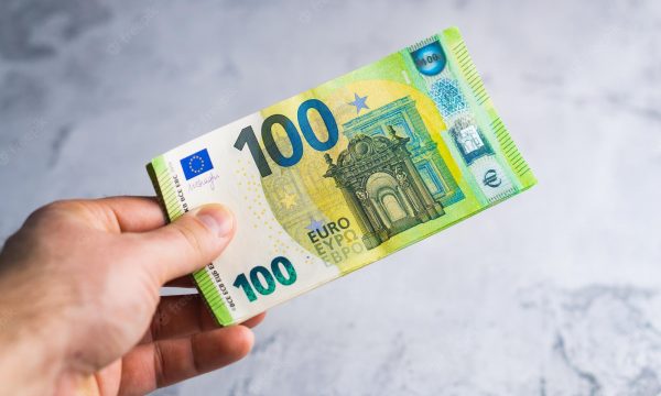 Gërxhaliu për 100 eurot: Dikur korrupsioni bëhej me tender e sot institucionalisht