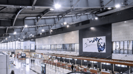 Dogana e Kosovës zbulon 8 mijë funta të fshehura në çorapet e një udhëtari që kishte arritur në Aeroportin e Prishtinës