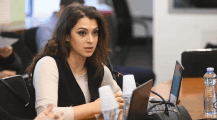 Kica-Xhelili: Mërgata do të votojë masovikisht, por jo në restorante militantësh