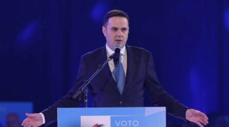 Abdixhiku premton kthesë: Paga 1000 euro për mësuesit dhe 900 euro për policët, zjarrfikësit e ushtarët