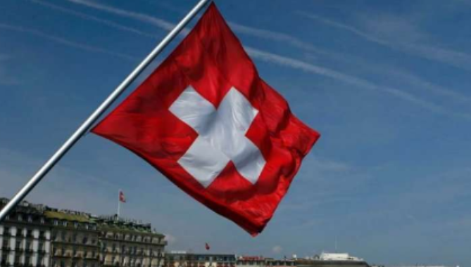 Parlamenti i Zvicrës kërkon të inkurajojë punën pas moshës 65-vjeçare