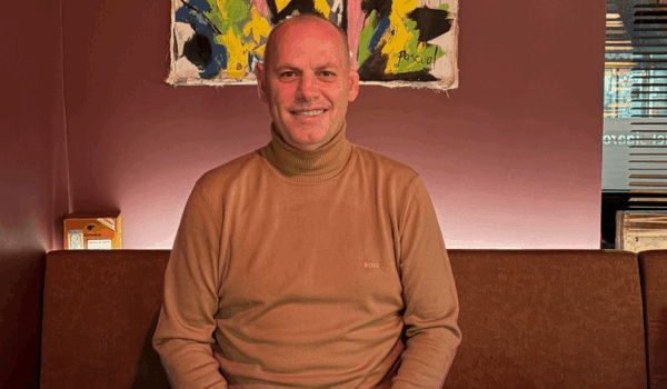 Lladrovci fton qytetarët për votim të numrit 130 dhe Bedri Hamzën kryeministër