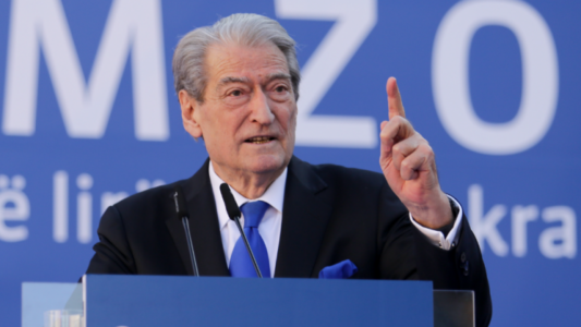 Berisha: Hetoni komunikimet e Ramës me Mogherinin në SkyECC dhe Matrix