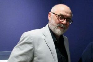 Shkelzen Maliqi i reagon Hekuran Muratit: Idioti, me paratë tona na kërcënoi se jep e ç’jep, ndaljani nesër pagën