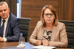 Bajrami thirrje ministres Rizvanolli: Publikoni informacionet nga kush po blejmë energji