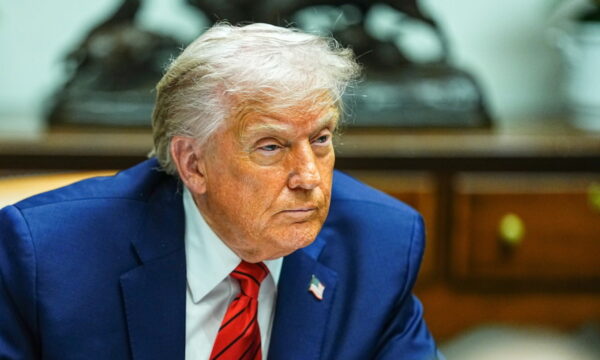 Trump   Diskutuam me fjalë shumë të ashpra me liderët europianë për Ukrainën  na kërkojnë takim këtë fundjavë  nuk dua të humbasim kohë