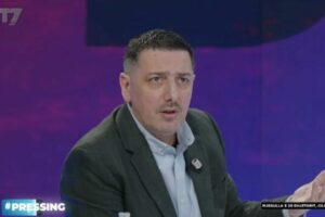 “Ka pasë veç mjegull, dil Sasa bone ni fore – Kurti e ka kuptu që e ka humbë betejën me njerëz të mençem”, Valon Syla për fushatën e VV’së