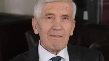 Kryetari i Kuvendit të parë të pasluftës dhe një nga politikanët më të popullarizuar në vend, biografia e Nexhat Dacit