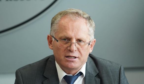 Bislimi s’e përmend që gazeta zvicerane “NZZ” e saktësoi tekstin për takimet në Solothurn, akuzon mediat e Kosovës