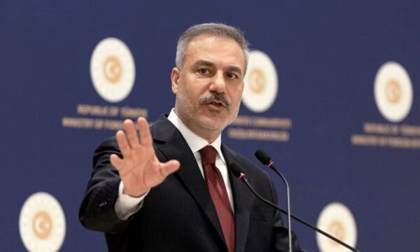 Turqia kundërshton aksionin ushtarak në Iran, thotë kryediplomati turk