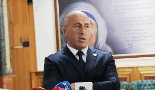 Kurti nuk jep sinjale se do ta takojë Haradinajn per çështjen e Presidentit